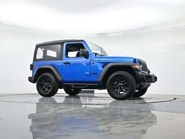 Used 2025 Jeep Wrangler Sport AWD/4WD image 31