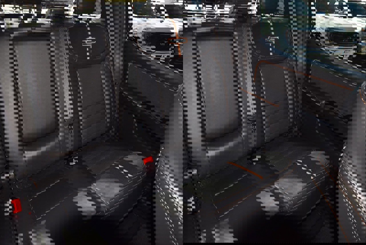 Certified 2024 Ford F250 Platinum w/ FX4 Off-Road Package image 22