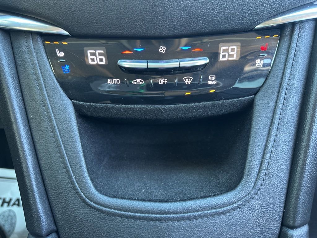 Used 2017 Cadillac XT5 Premium Luxury w/ LPO, Wheel Lock Package image 39