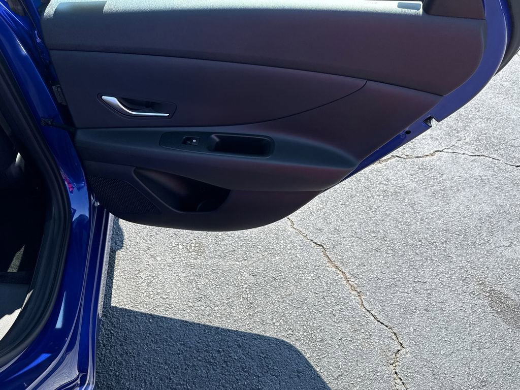Used 2024 Hyundai Elantra SEL FWD image 16