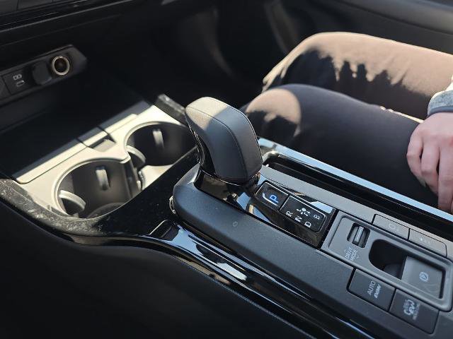 Used 2025 Toyota Prius Plug-In Hybrid w/ Limited Premium Package image 36