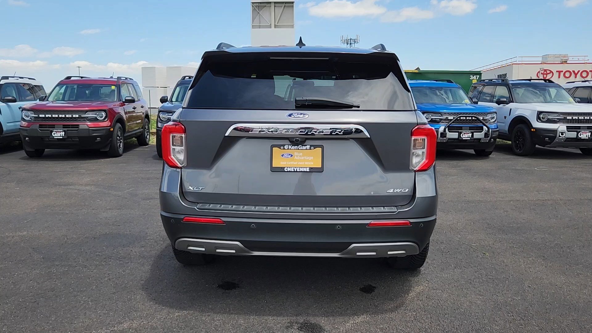 Certified 2022 Ford Explorer XLT w/ Equipment Group 202A AWD/4WD image 21