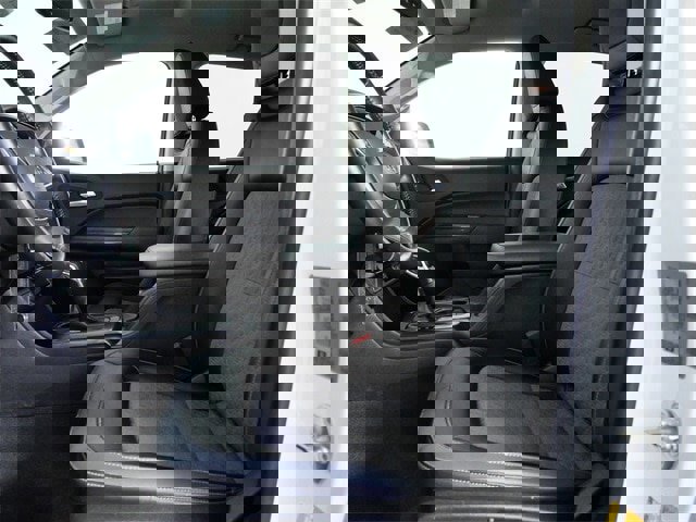 Used 2022 Chevrolet Colorado Z71 image 17