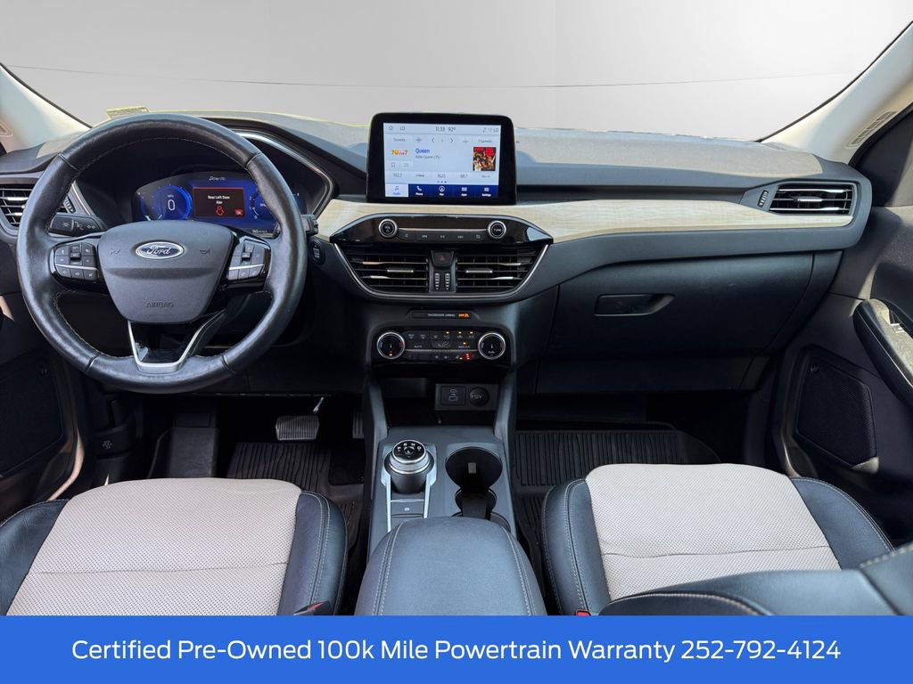 Certified 2022 Ford Escape Titanium w/ Titanium Elite Package AWD/4WD image 10