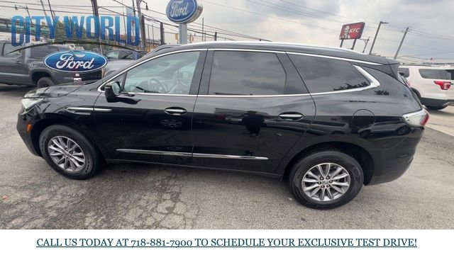 Used 2024 Buick Enclave Premium image 5