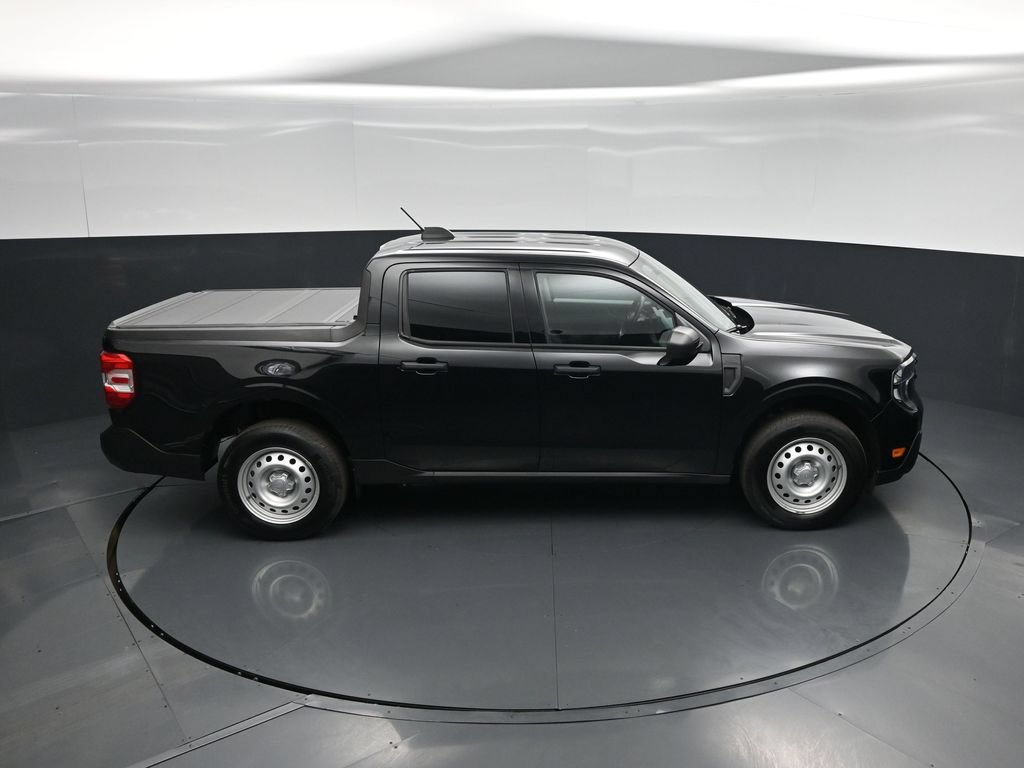 Certified 2025 Ford Maverick XL FWD image 33