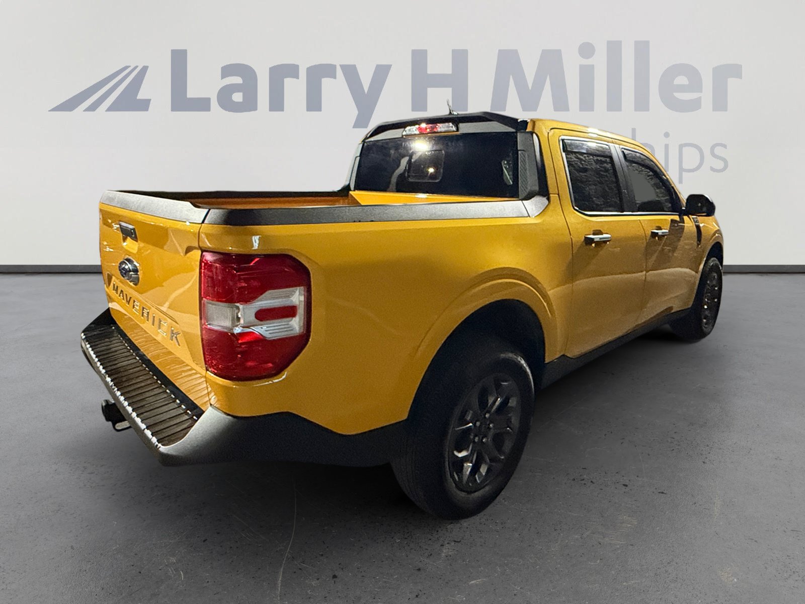 Certified 2023 Ford Maverick XLT FWD image 5