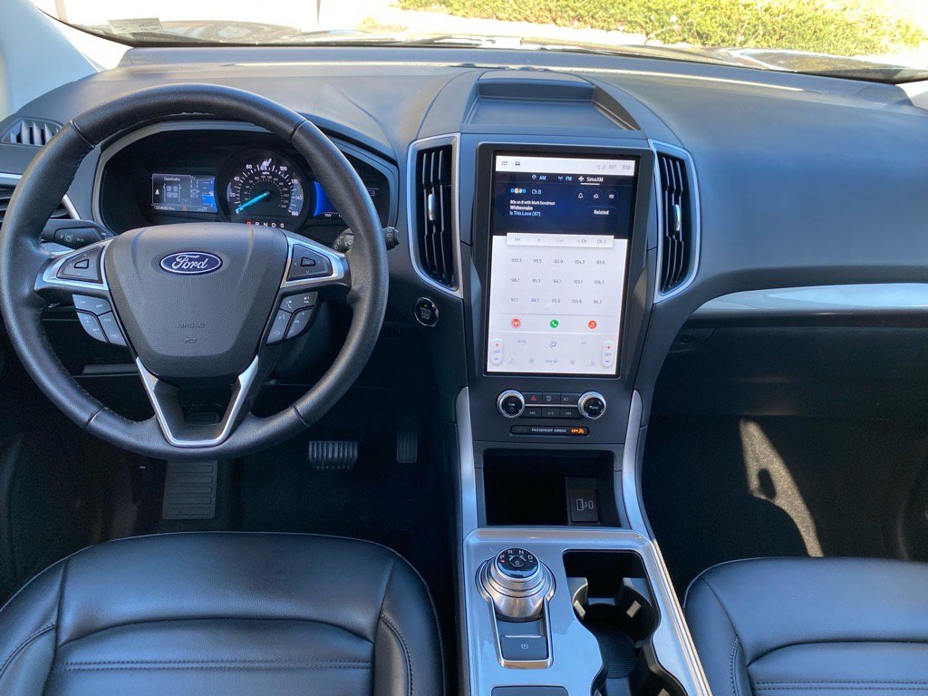 Certified 2024 Ford Edge SEL image 9