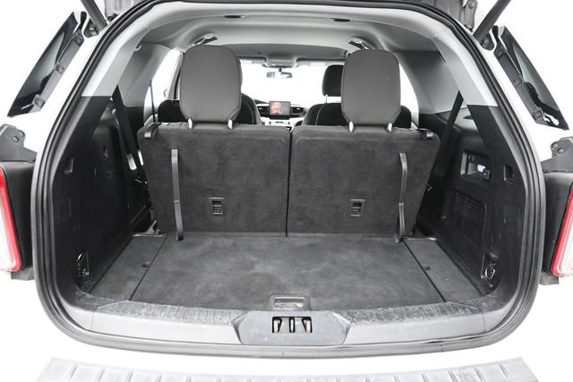 Certified 2021 Ford Explorer XLT RWD image 29