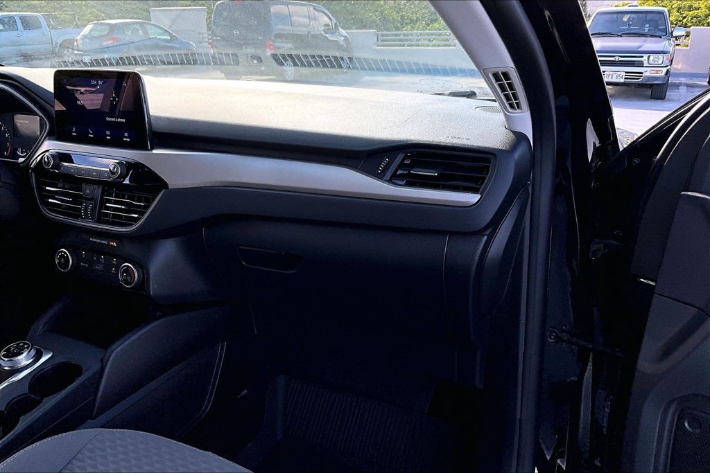 Certified 2022 Ford Escape SE FWD image 16