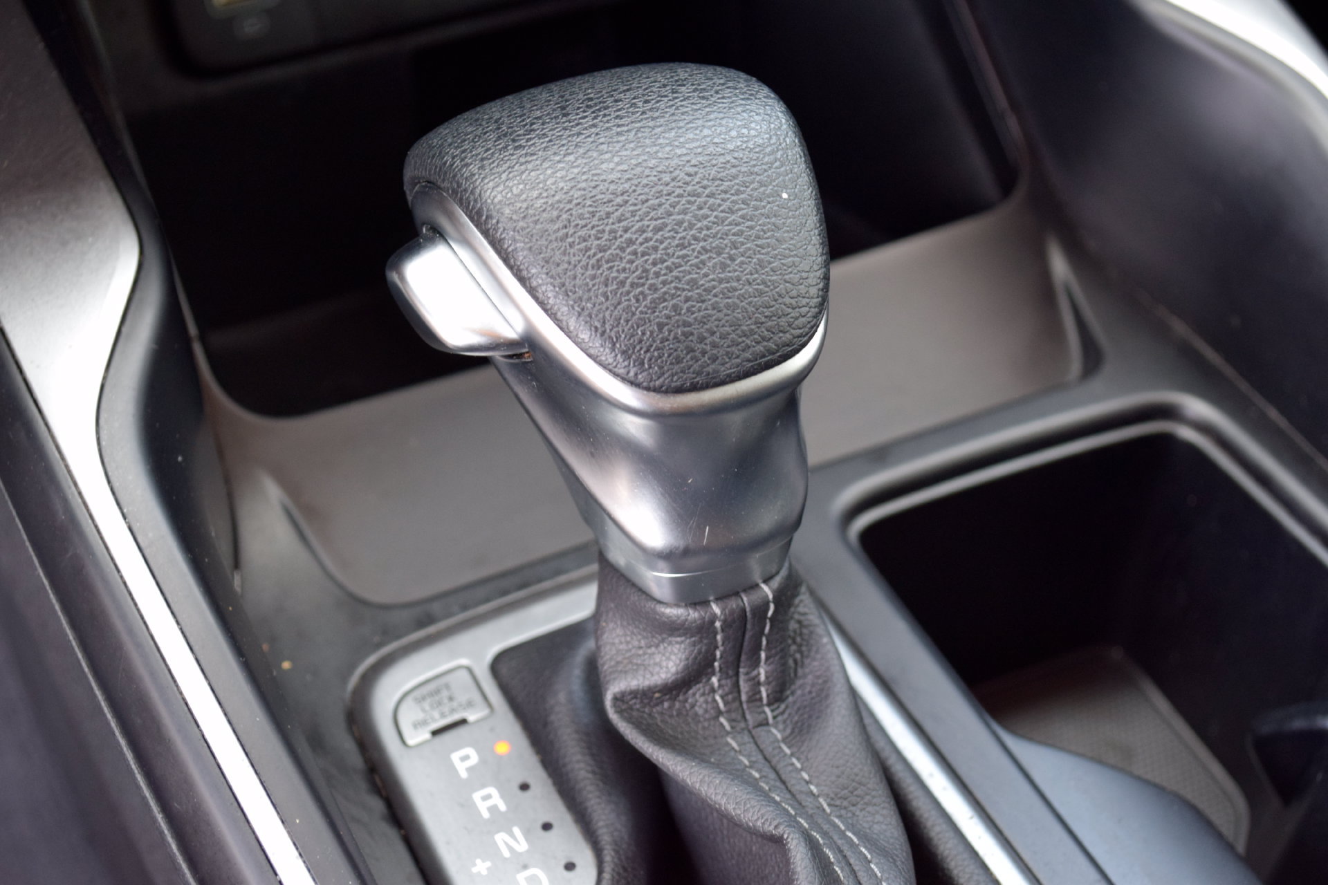Used 2021 Kia Sorento LX FWD image 10