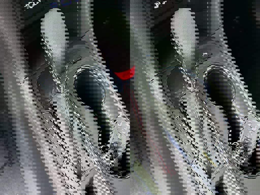 Used 2024 Chevrolet Equinox RS image 19