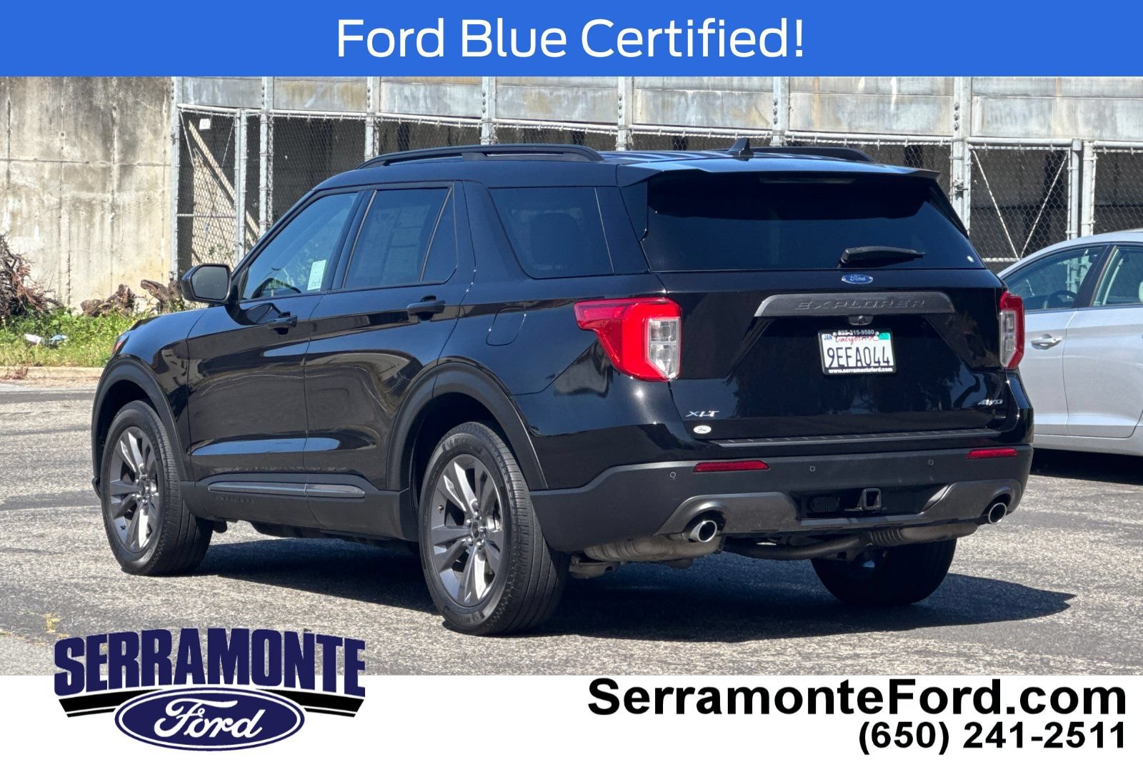 Certified 2022 Ford Explorer XLT w/ Equipment Group 202A AWD/4WD image 7
