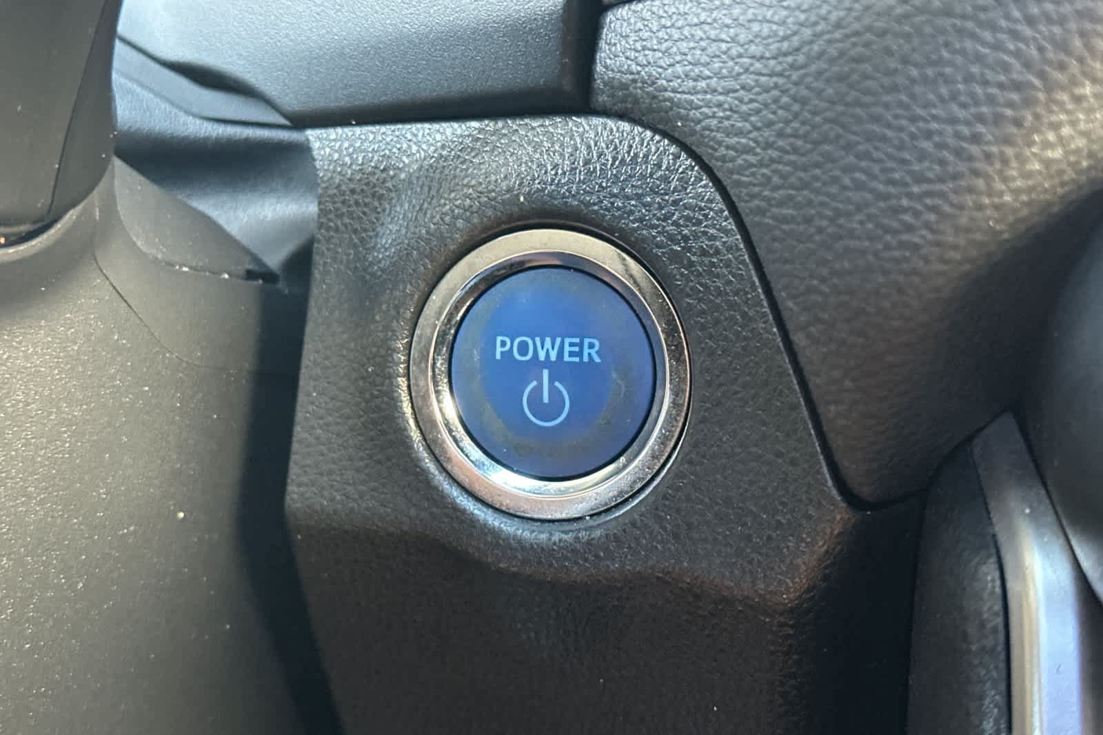 Used 2022 Toyota RAV4 XLE Premium AWD/4WD image 22