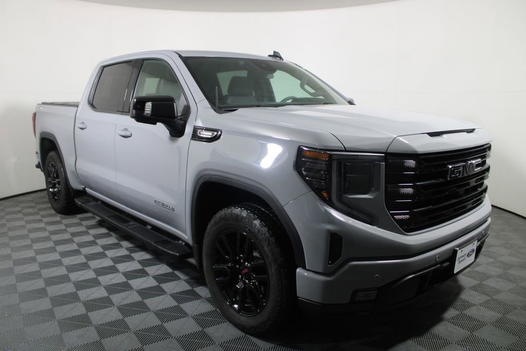 Used 2024 GMC Sierra 1500 Elevation w/ Elevation Premium Package image 5