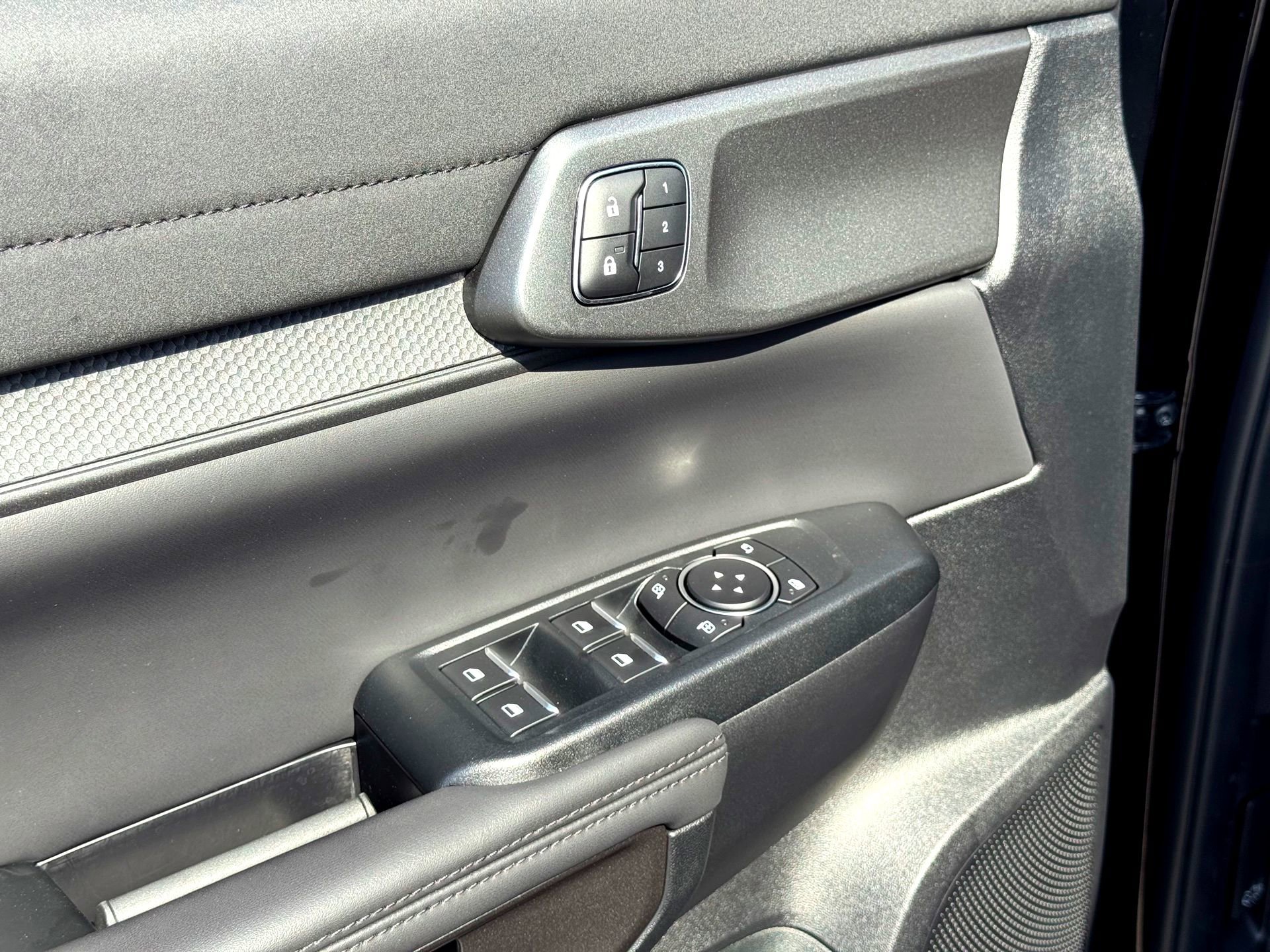 Certified 2024 Ford Ranger Raptor AWD/4WD image 15