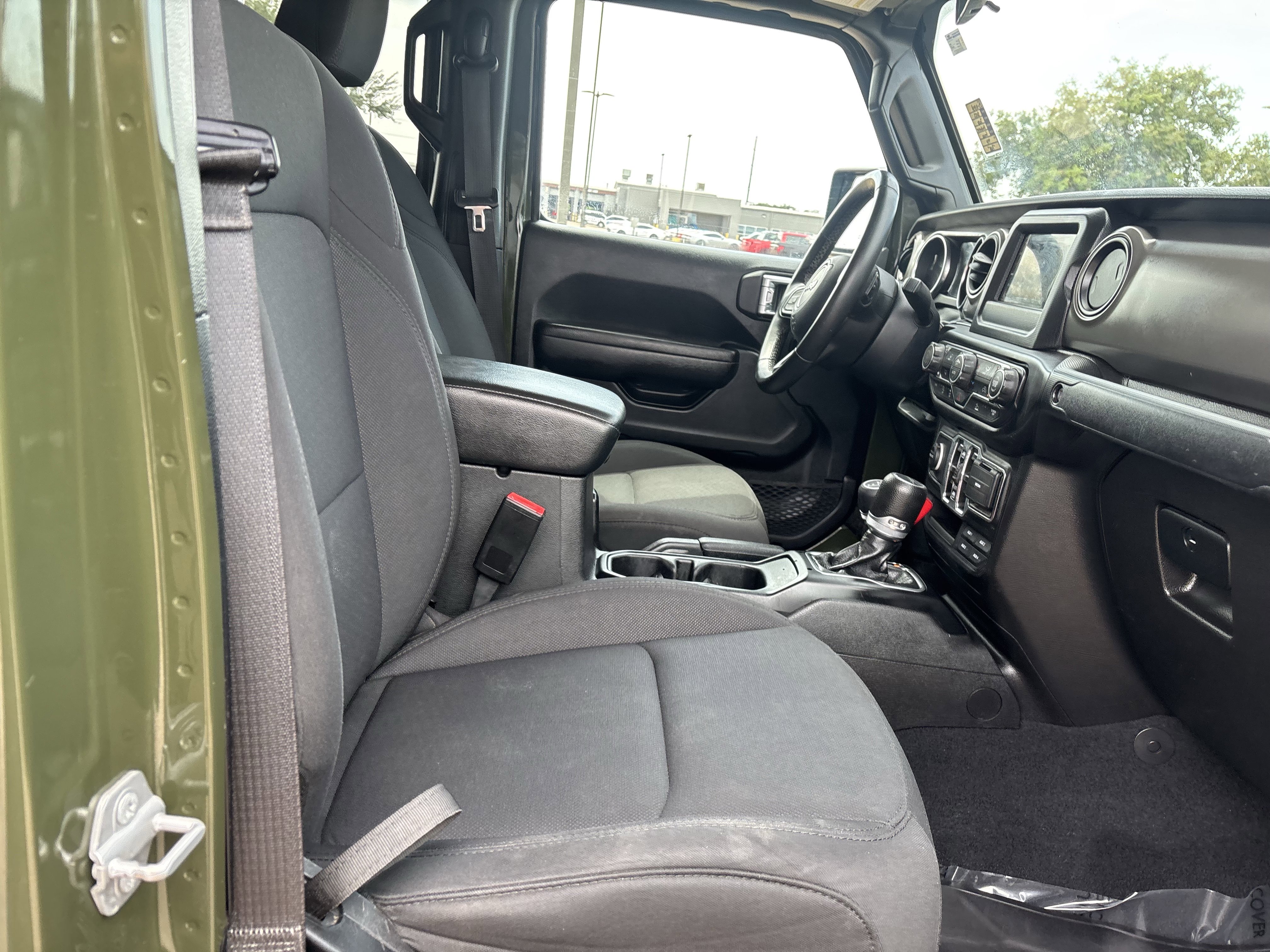 Used 2022 Jeep Gladiator Sport AWD/4WD image 22