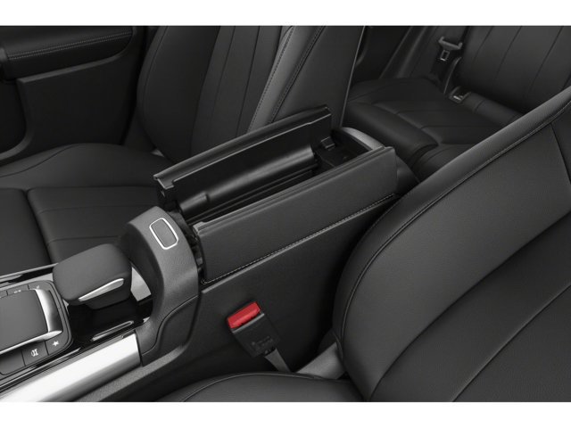 Used 2022 Mercedes-Benz GLA 250 4MATIC w/ Premium Package Lite image 9