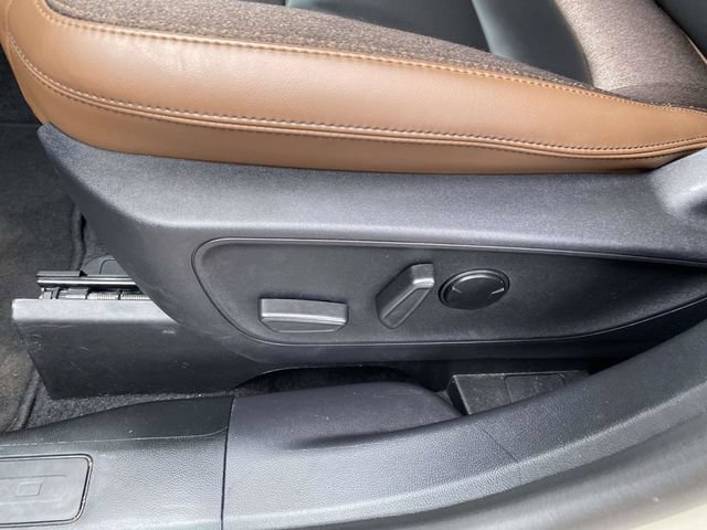 Certified 2025 Ford Bronco Sport Outer Banks w/ Outer Banks Tech Package+ AWD/4WD image 18