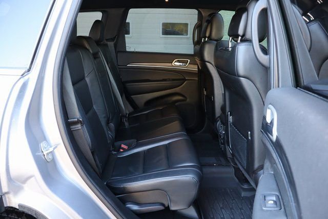 Used 2021 Jeep Grand Cherokee Limited image 31