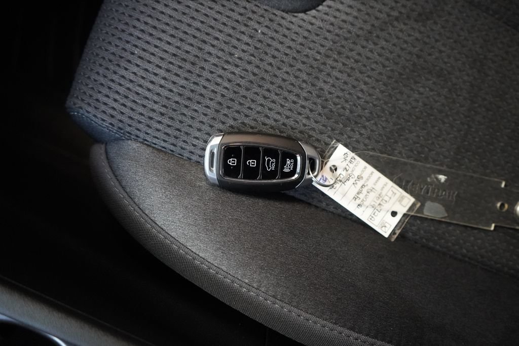 Used 2019 Hyundai Santa Fe SEL FWD image 41