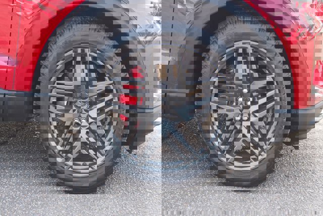 Certified 2025 Ford Explorer ST image 9