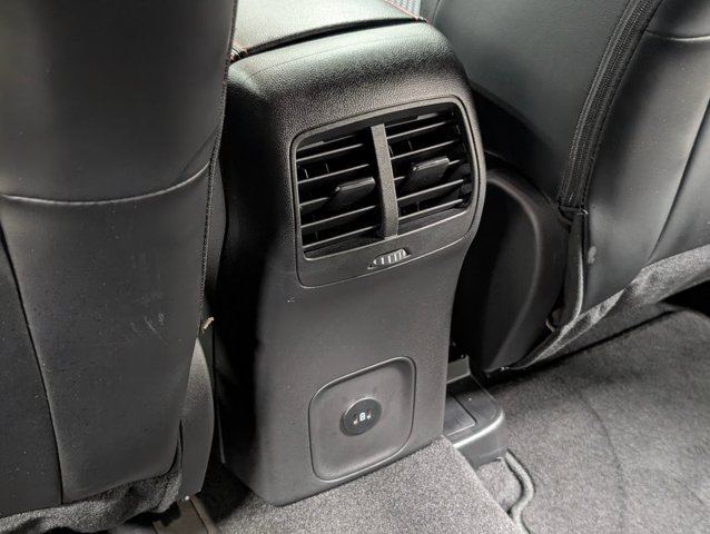 Certified 2025 Ford Escape ST-Line w/ Cold Weather Package FWD image 15