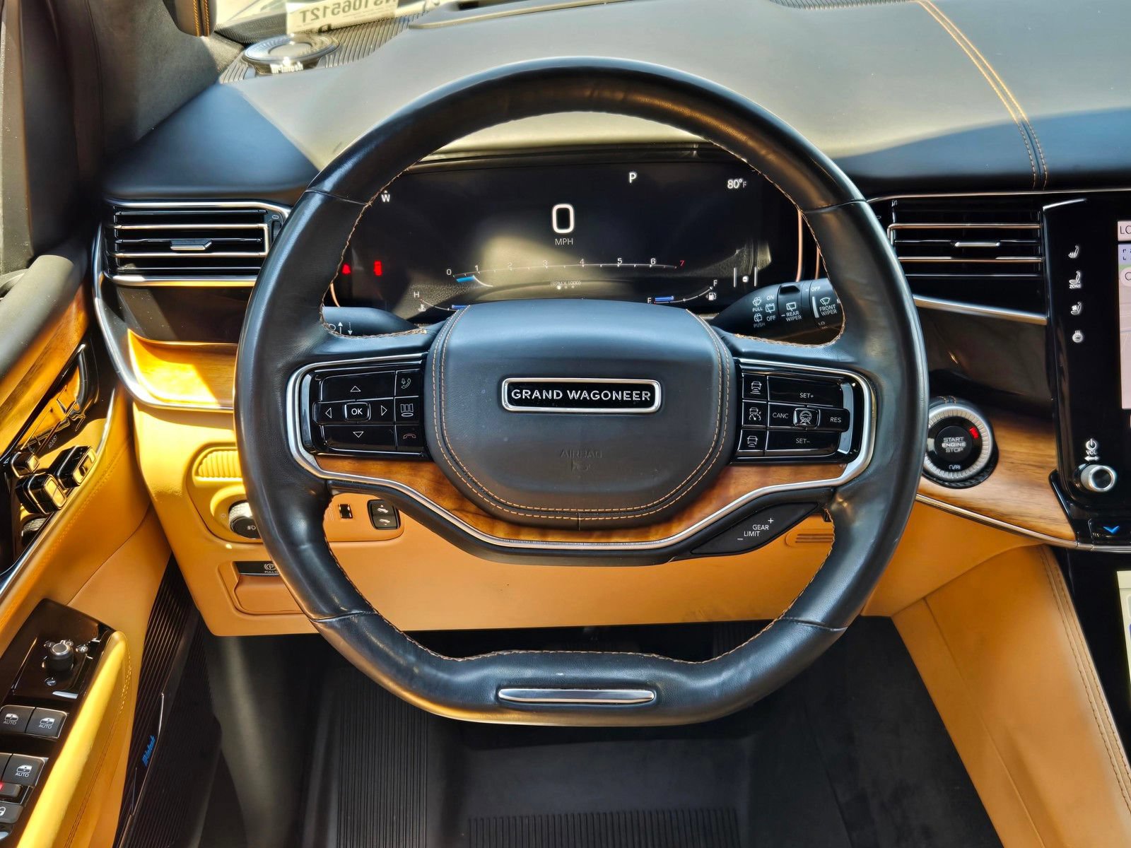 Used 2022 Jeep Grand Wagoneer Series III w/ Rear Seat Video Group 1 AWD/4WD image 17