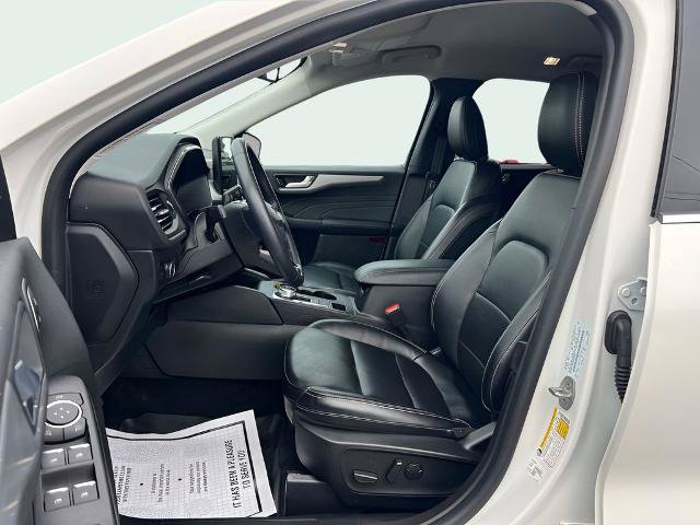 Certified 2023 Ford Escape Platinum AWD/4WD image 9