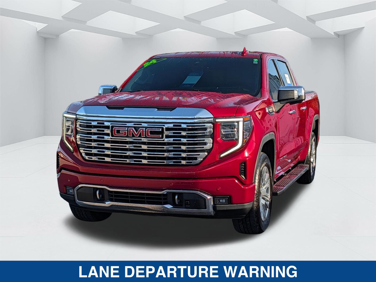 Used 2024 GMC Sierra 1500 Denali w/ Technology Package AWD/4WD image 8