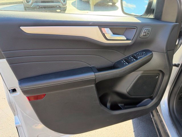 Certified 2022 Ford Escape SEL w/ Technology Package AWD/4WD image 22