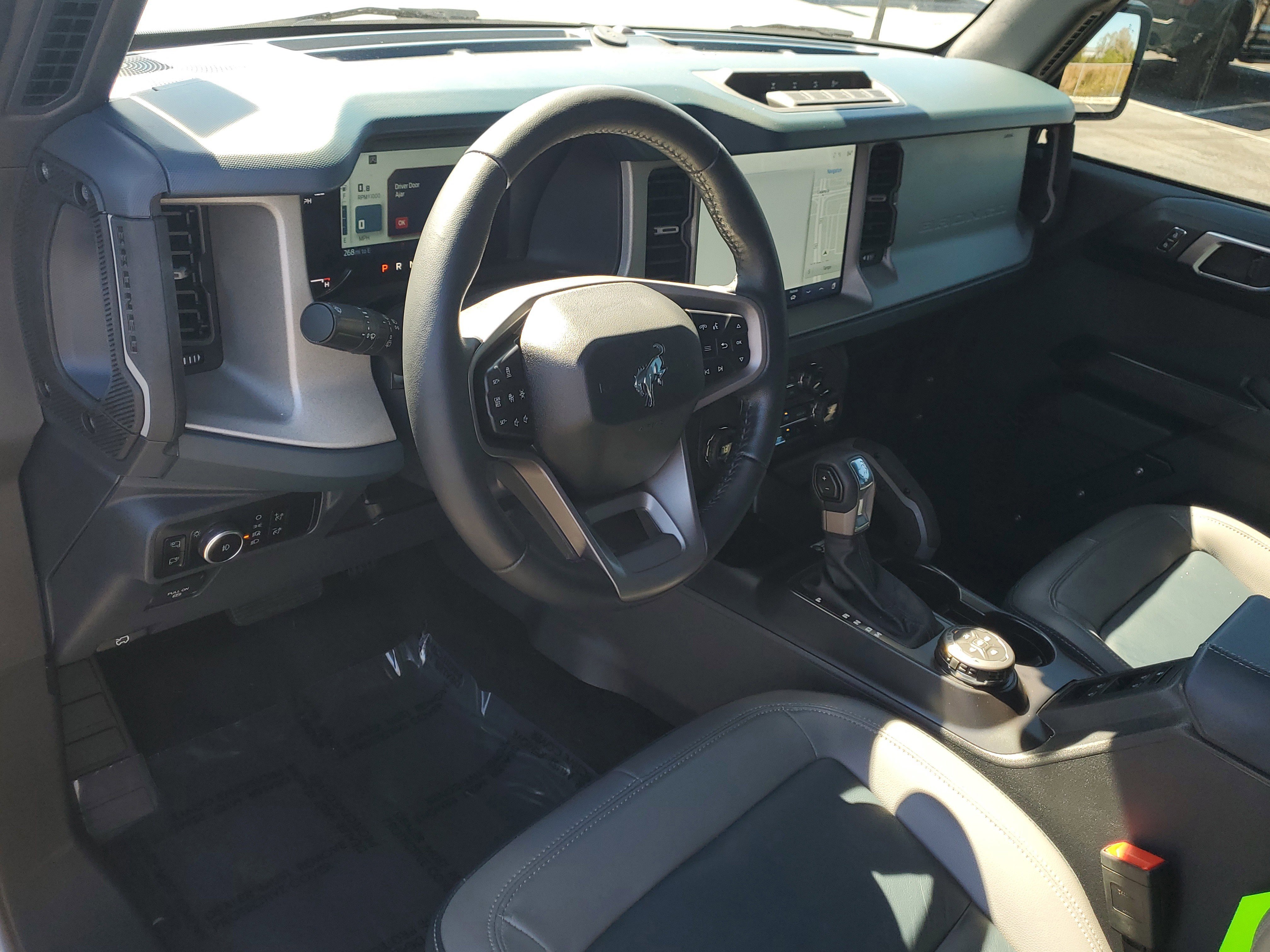 Certified 2024 Ford Bronco Outer Banks w/ Sasquatch Package image 20
