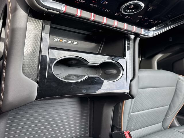 Used 2025 GMC Yukon AT4 w/ AT4 Premium Package AWD/4WD image 26