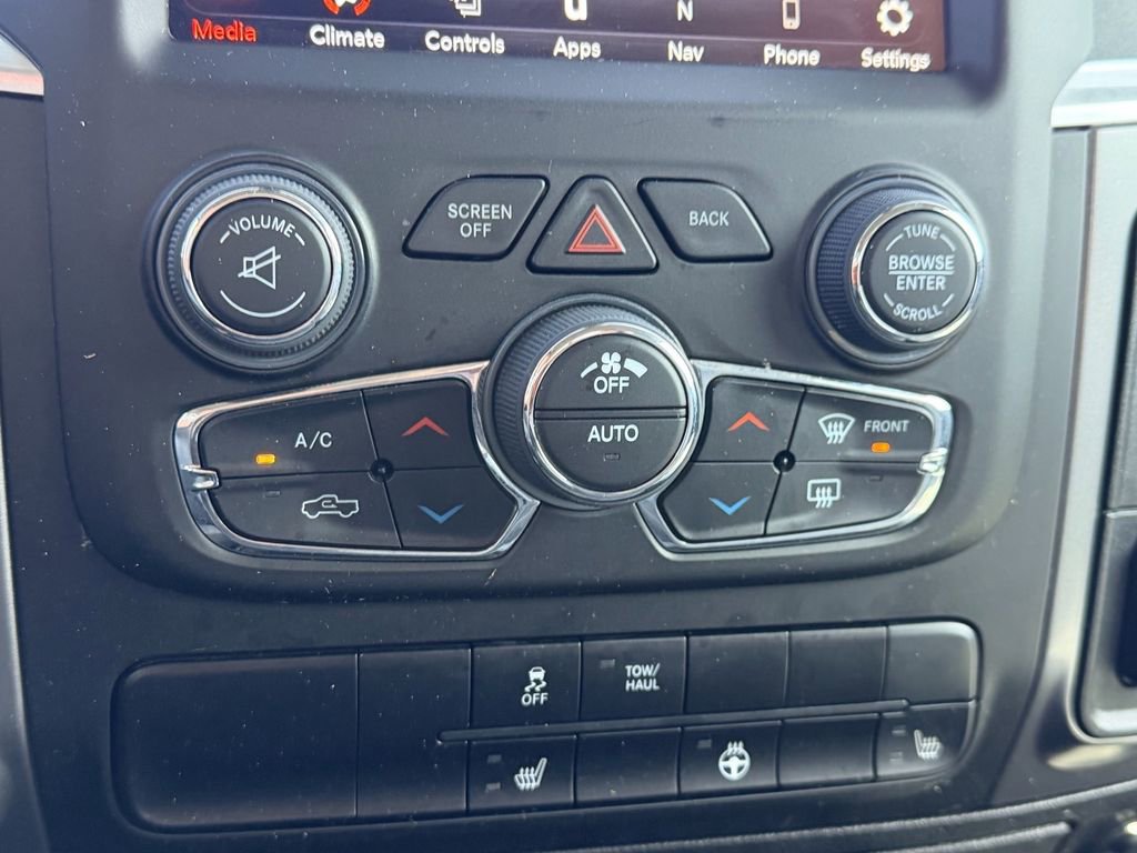 Used 2023 RAM 1500 Classic SLT w/ Electronics Group image 18