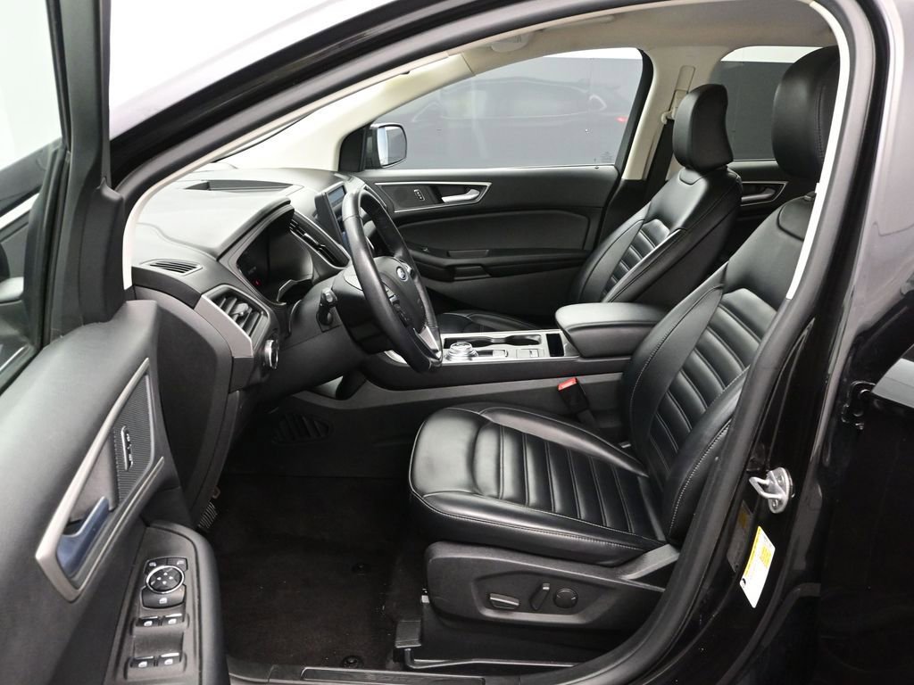 Certified 2024 Ford Edge SEL AWD/4WD image 13