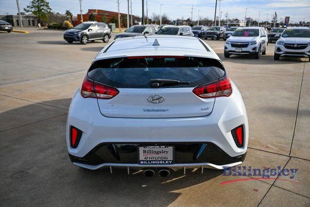 Used 2020 Hyundai Veloster Turbo image 4
