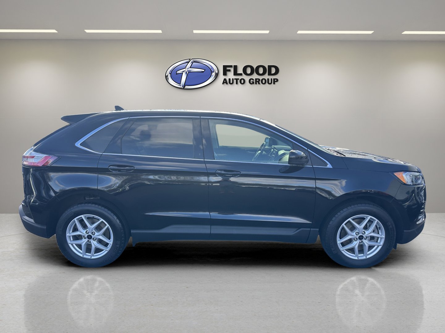 Certified 2023 Ford Edge SEL image 4