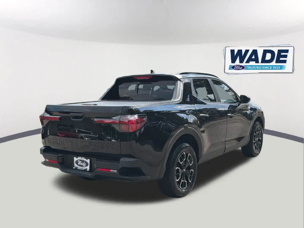 Used 2024 Hyundai Santa Cruz SEL w/ Activity Package FWD image 5