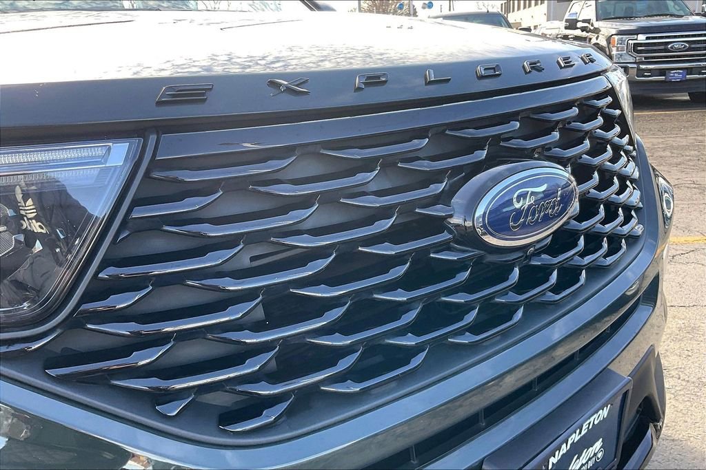 Certified 2022 Ford Explorer ST-Line image 30