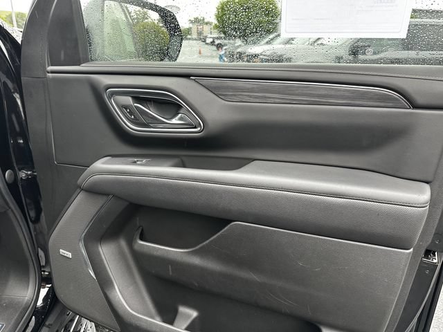Used 2023 GMC Yukon SLT w/ SLT Premium Package AWD/4WD image 36