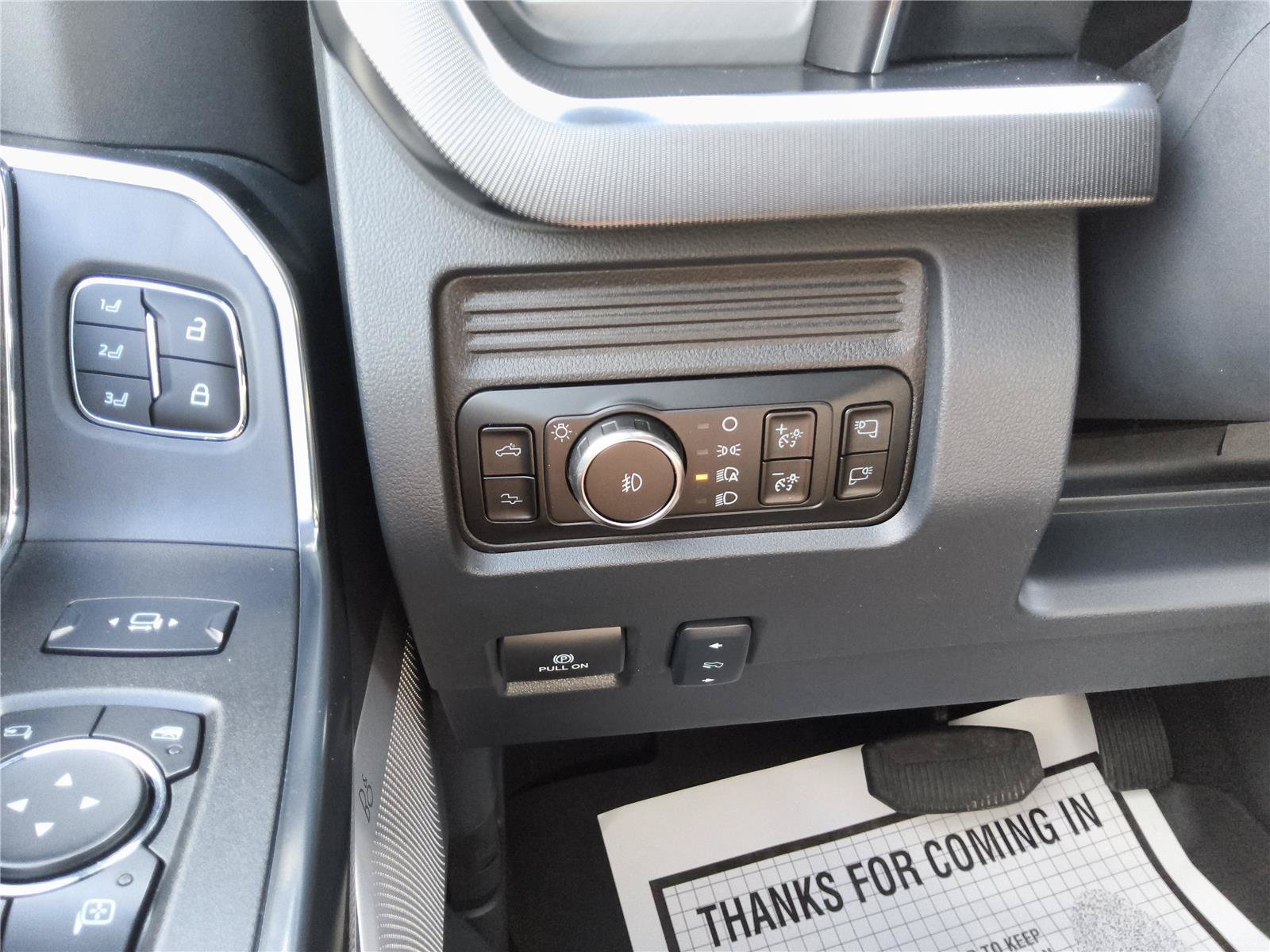 Certified 2025 Ford F250 Platinum AWD/4WD image 23