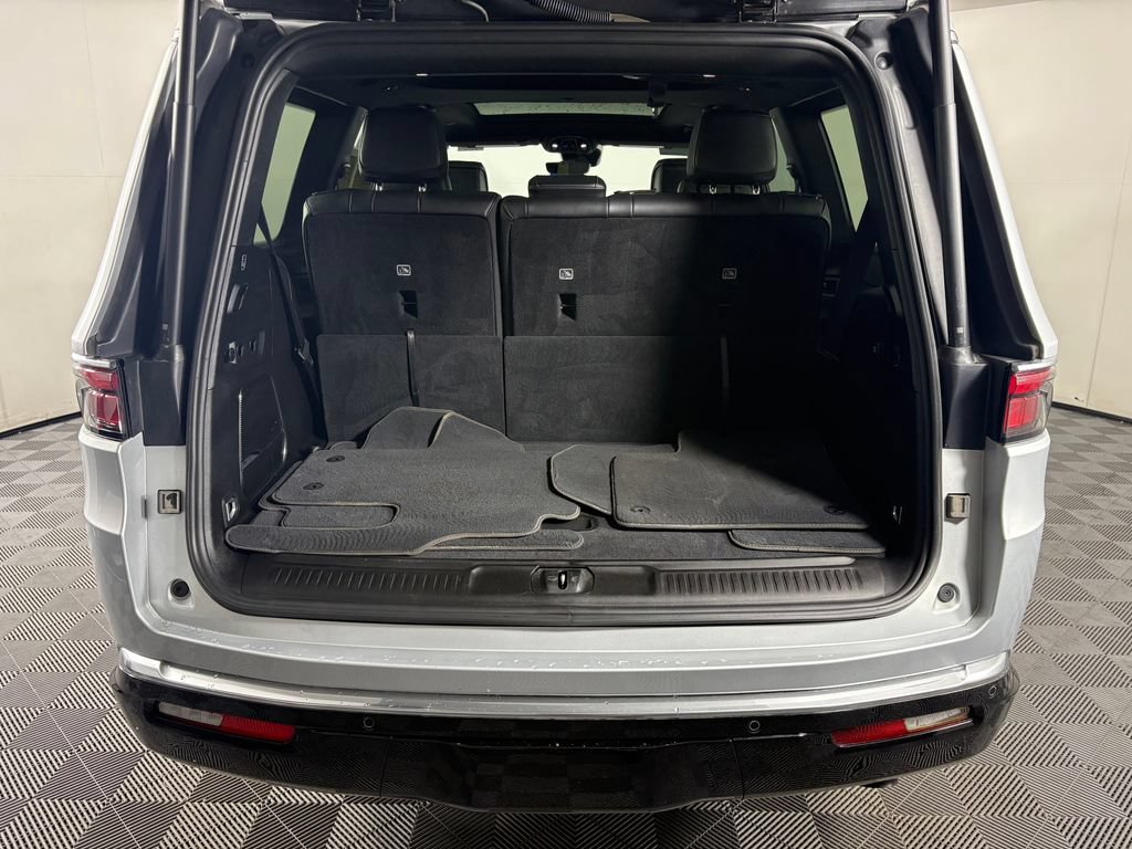 Used 2022 Jeep Wagoneer Series II w/ Premium Group I AWD/4WD image 33