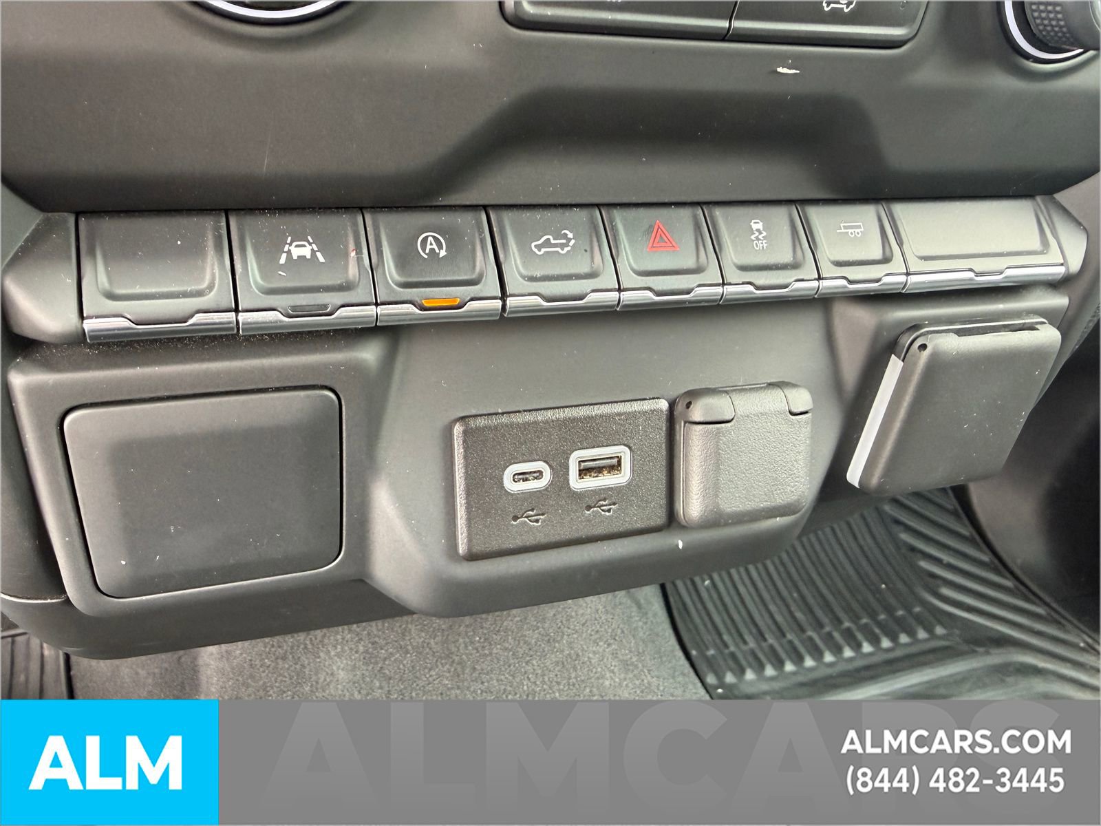 Used 2024 Chevrolet Silverado 1500 Custom image 21