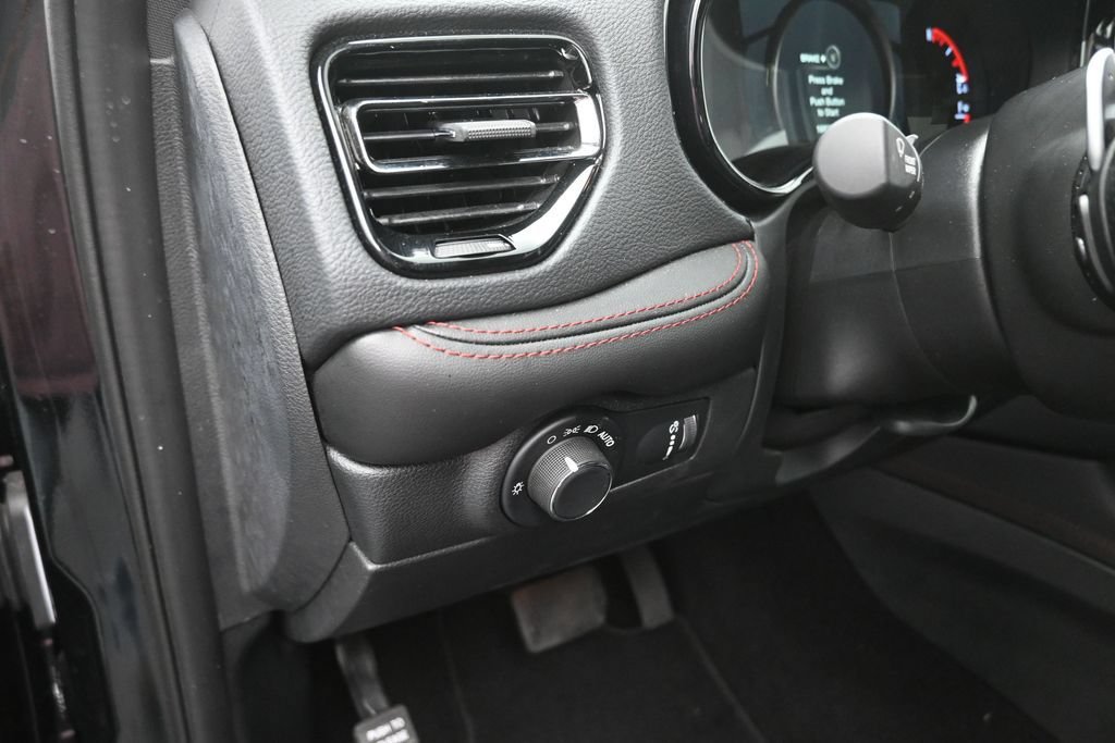 Used 2026 Dodge Durango GT RWD image 13