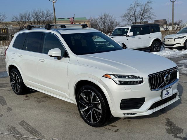 Used 2020 Volvo XC90 T6 Momentum w/ Protection Package Premier image 8
