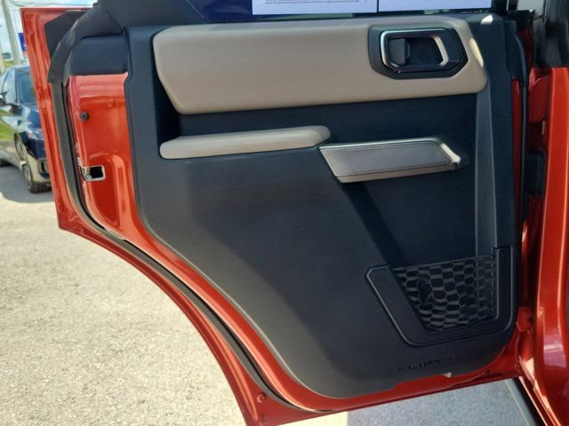Certified 2022 Ford Bronco Wildtrak AWD/4WD image 14