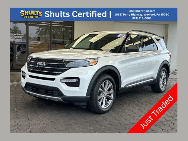 Certified 2023 Ford Explorer XLT w/ Equipment Group 202A AWD/4WD image 1