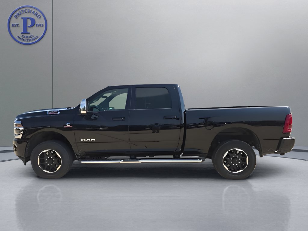 Used 2026 RAM 3500 Laramie AWD/4WD image 4