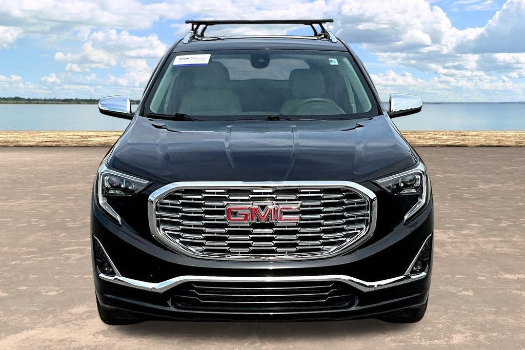 Used 2018 GMC Terrain Denali w/ Comfort Package AWD/4WD image 2