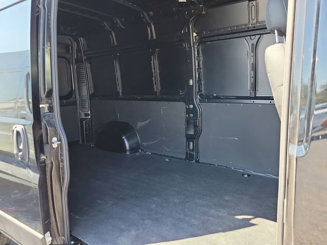 Used 2025 RAM ProMaster 2500 FWD image 9